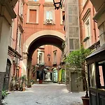 Alojamento de Acomodação e Pequeno-almoço Nabab-napoli
