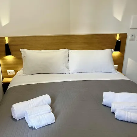 Nabab-napoli Oda ve Kahvaltı 3*